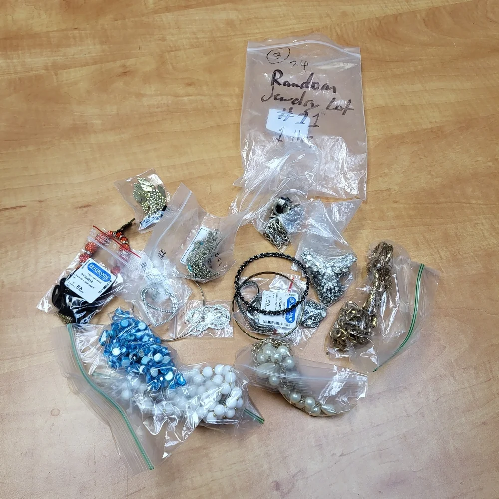 Random Jewelry Lot #11